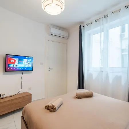 Apartament A20 - 5 Mins Walk To Valletta Ferry - Shopping Mall And Bay By Quicktrips
