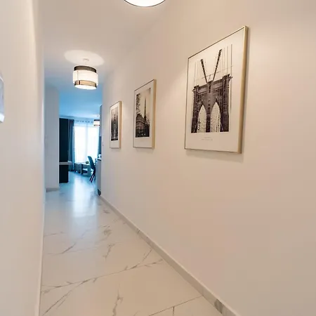 Apartamento A20 - 5 Mins Walk To Valletta Ferry - Shopping Mall And Bay By Quicktrips Sliema