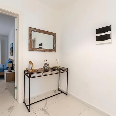 A20 - 5 Mins Walk To Valletta Ferry - Shopping Mall And Bay By Quicktrips