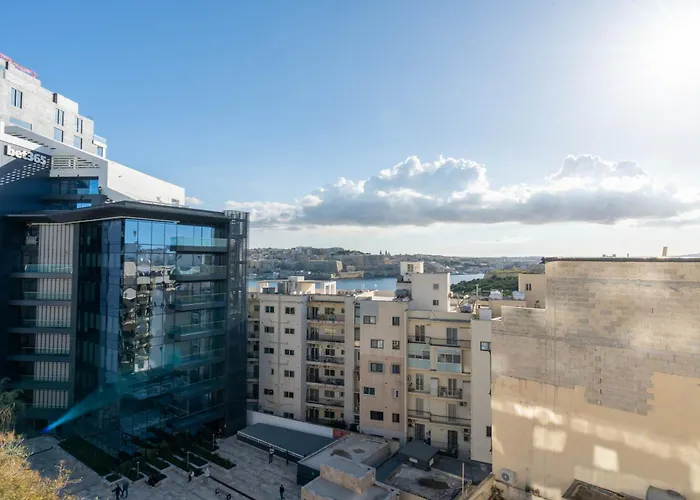 A20 - 5 Mins Walk To Valletta Ferry - Shopping Mall And Bay By Quicktrips Apartment Sliema