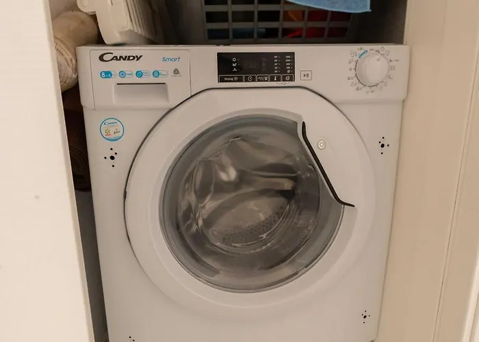 A20 - 5 Mins Walk To Valletta Ferry - Shopping Mall And Bay By Quicktrips Apartment Sliema