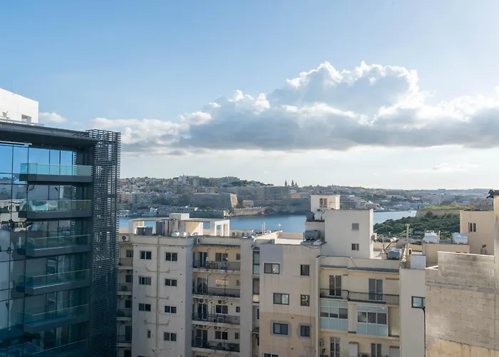A20 - 5 Mins Walk To Valletta Ferry - Shopping Mall And Bay By Quicktrips
